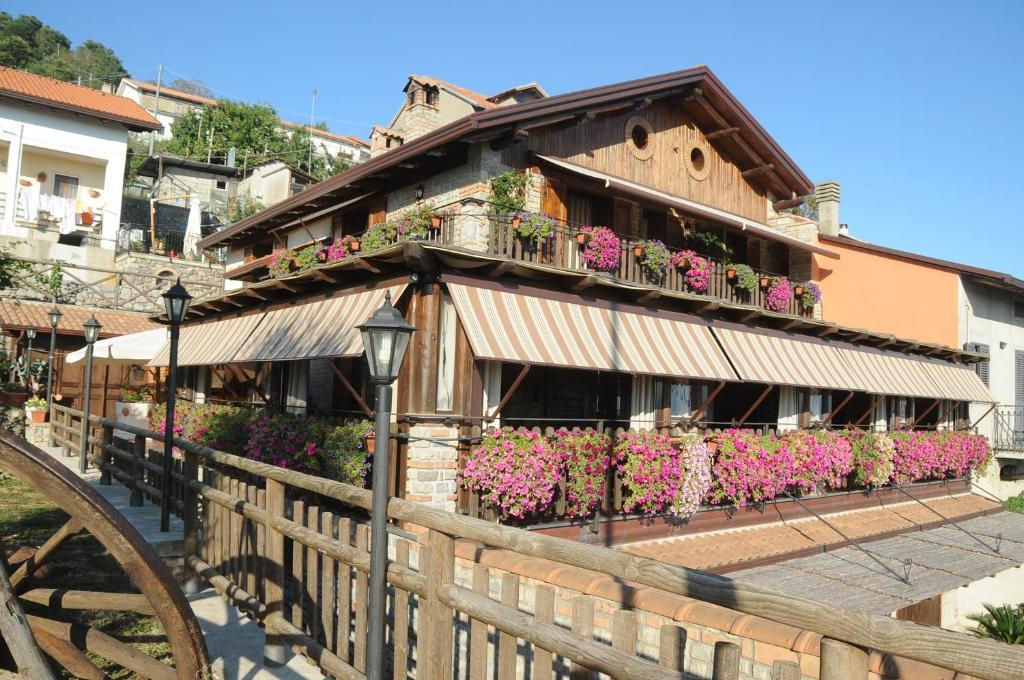 Agriturismo La Baita Аджерола Экстерьер фото